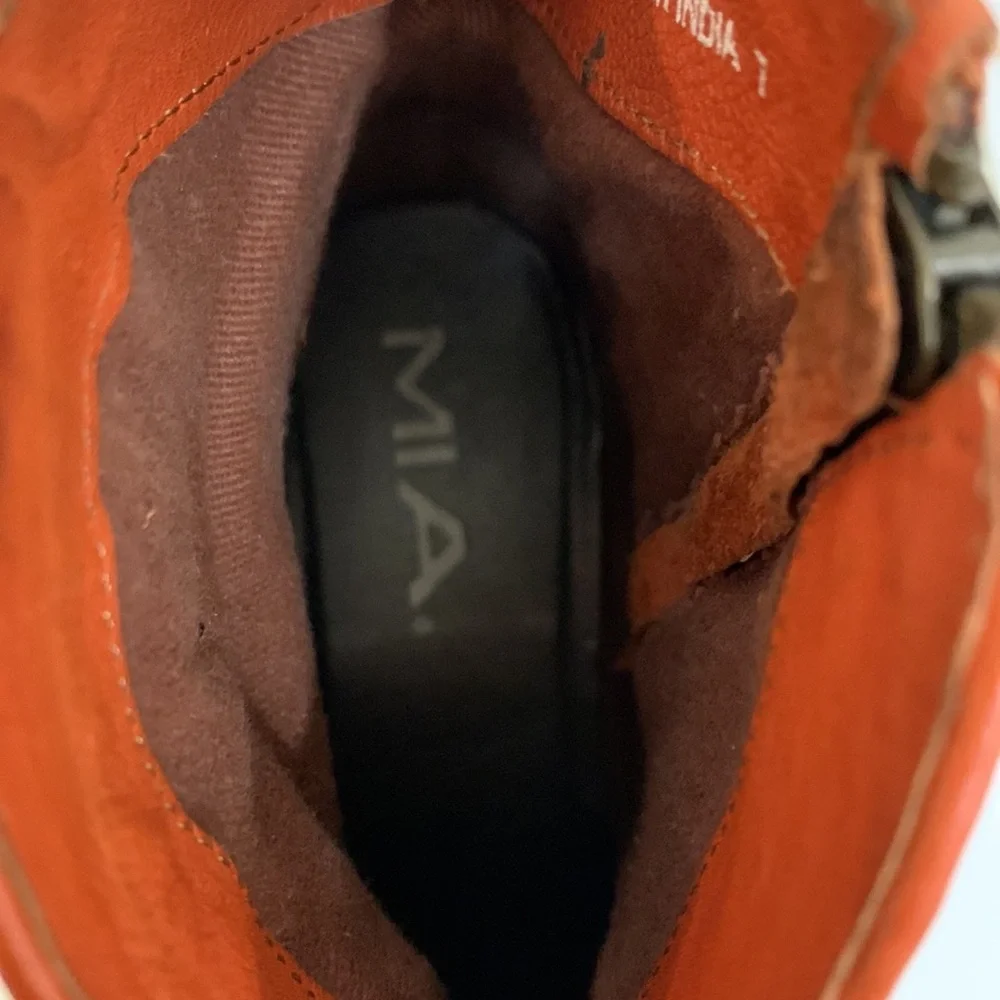 MIA Short Cowboy Boots. - Picture 4 of 5